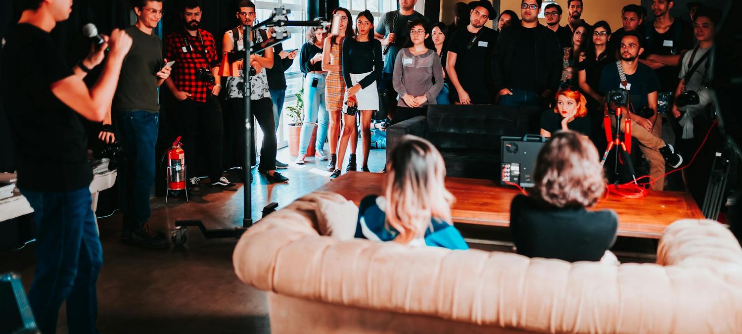 Une scène ouverte ?