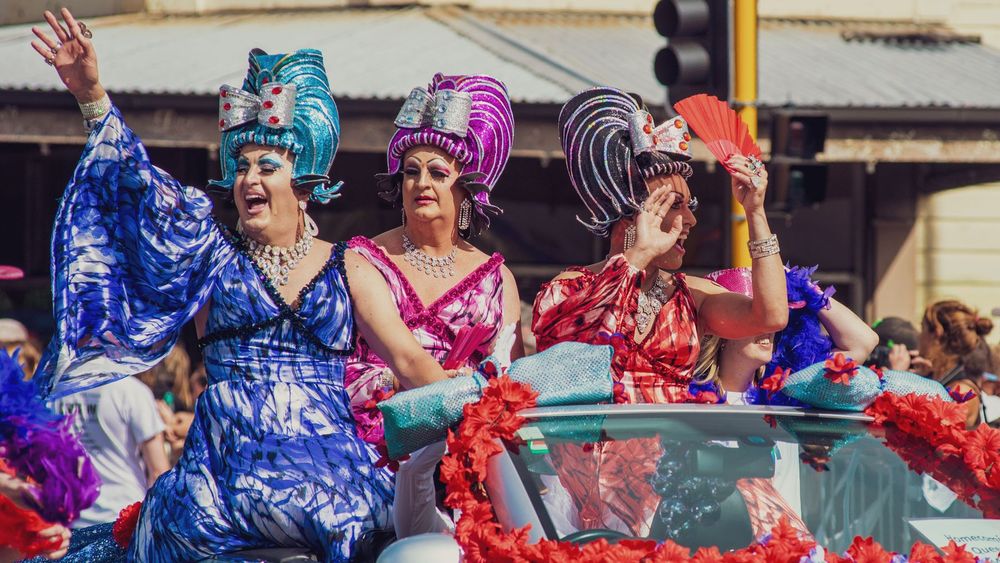 Visionnage Drag Race France S04 EP01