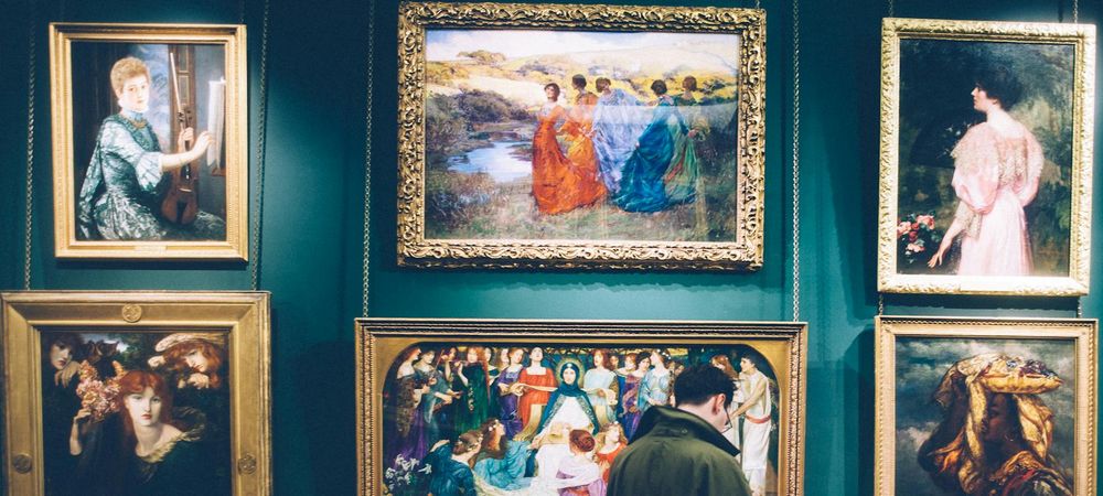 Paris à Travers ses Femmes