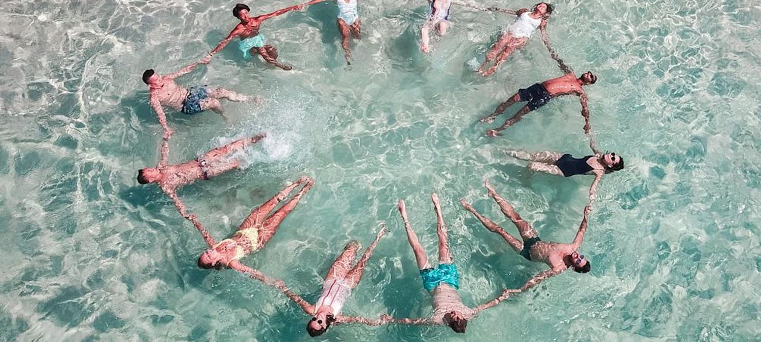 Beach party improvisé à Lacanau