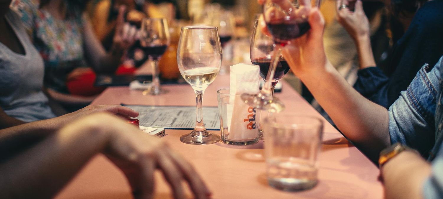 Boire un verre /manger