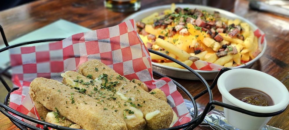 Manger une poutine