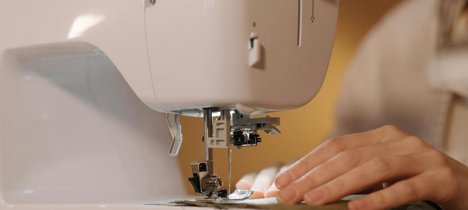 Cinema : Couture (Angelina Jolie, Ella Rumph, Louis Garrel)