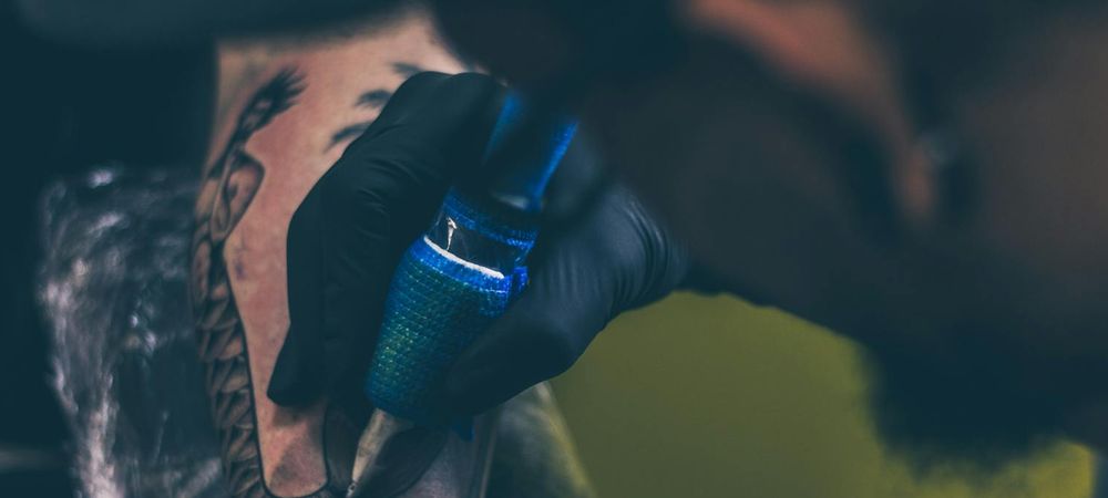 Tatouage Lèvres Rouges