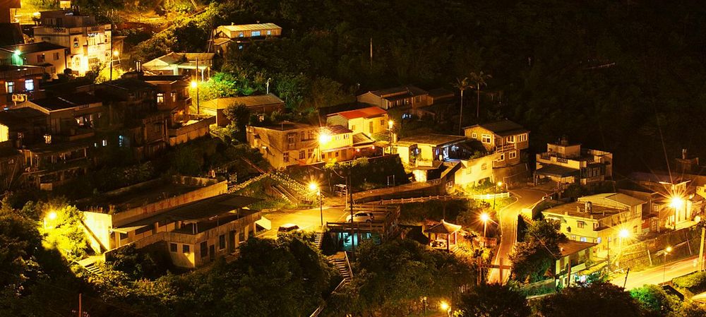 Armenian Roots/Chants/Danse (Je ne serai pas présente à cette sortie mais je la laisse pour vous, bien entendu, profitez bien)