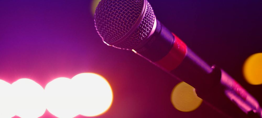 Karaoké LGBT au Café-Théâtre le Crescendo