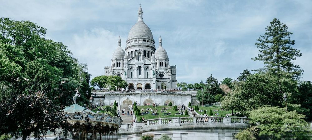 Jeu de piste à Montmartre : La romance de la Butte (100% filles/FLINTA)