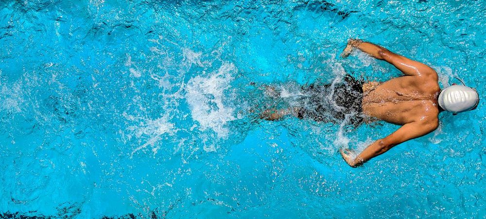 Réveil à la piscine