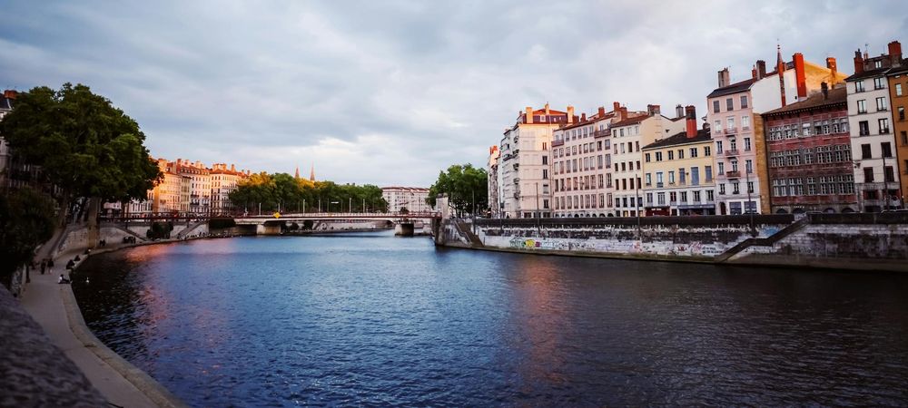 🌿☀️ Apéro chill sur les quais !