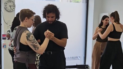 Cours de salsa cubaine, bachata et kizomba queer