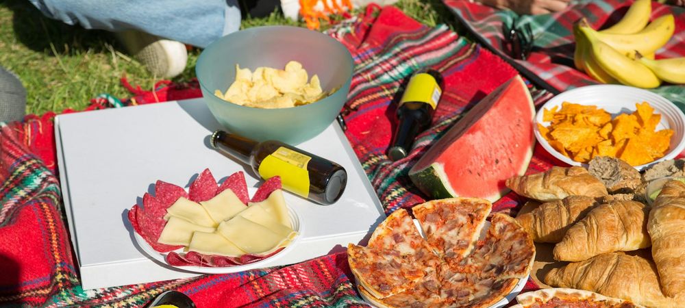 Pique-nique, jeux de sociétés 🎲🥗🥖🧀🍻🍷🍻