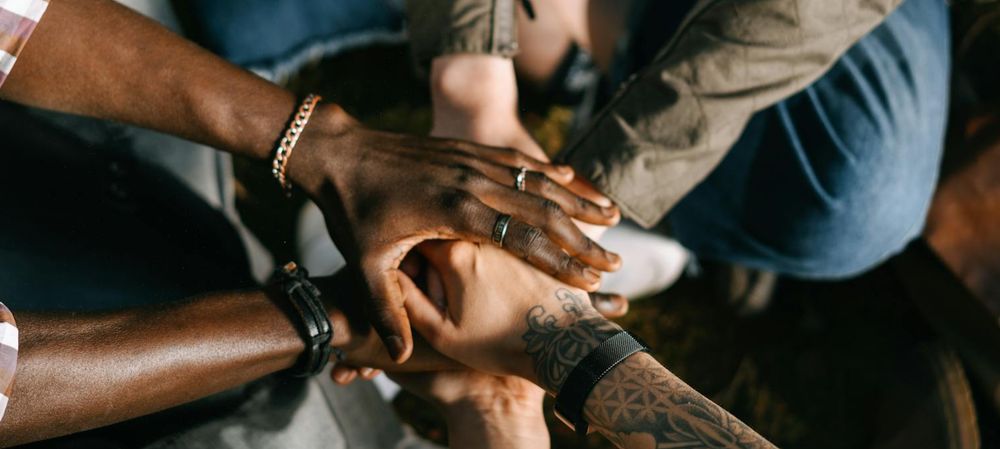 Inscription sur formulaire: Cercle de discussion SWANA: Thème :L'Impératif du Bonheur : Promesse ou Pression