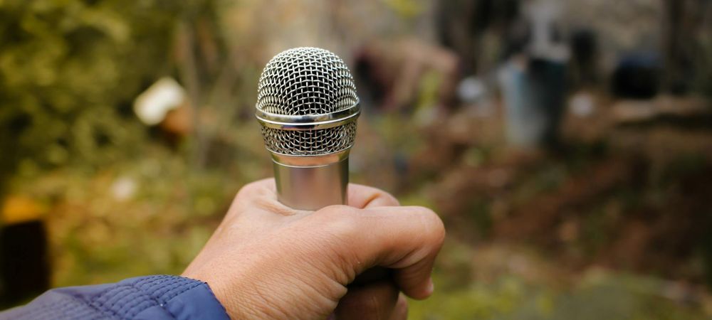 Soirée Karaoke au canapé queer