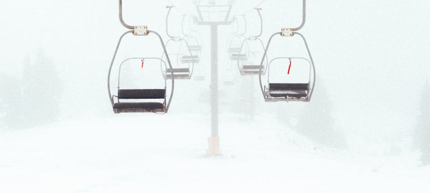 Ski snowboard en groupe LGBT