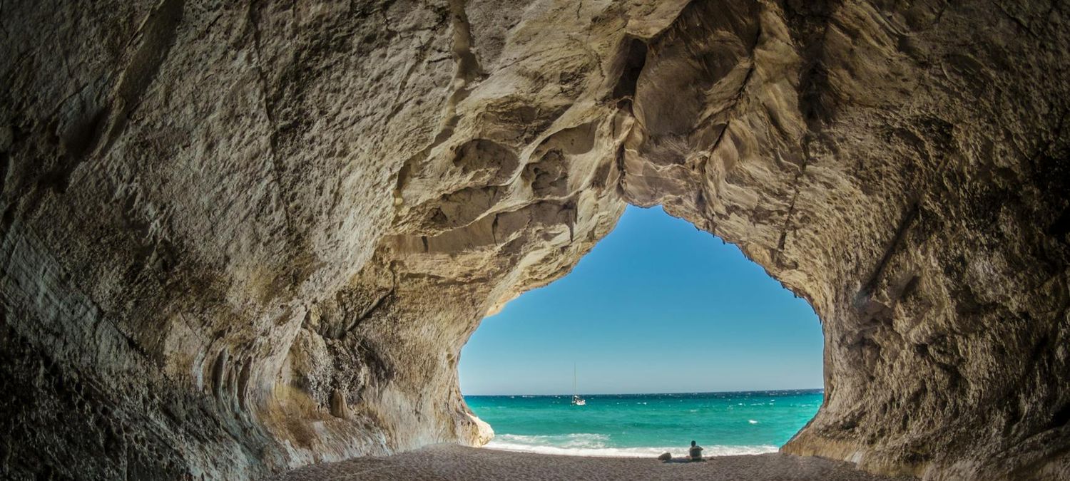 Paillotte au coucher de soleil