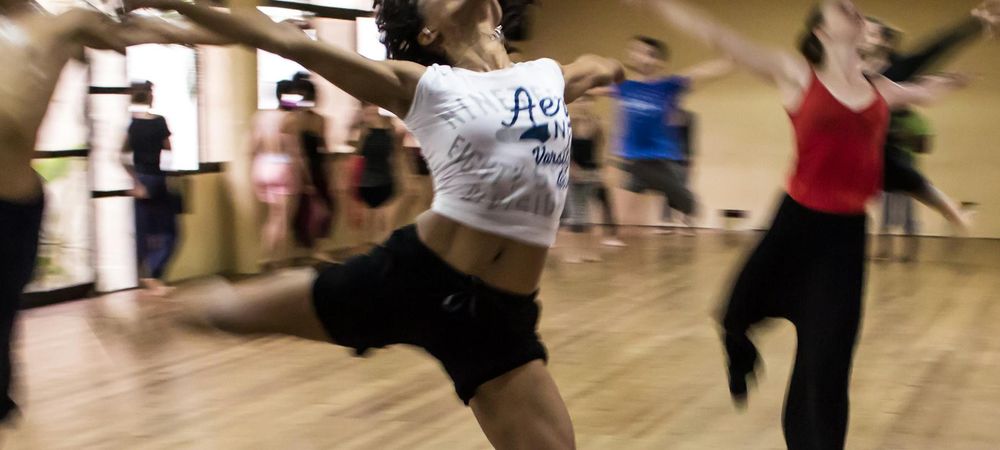 Meet + Dance