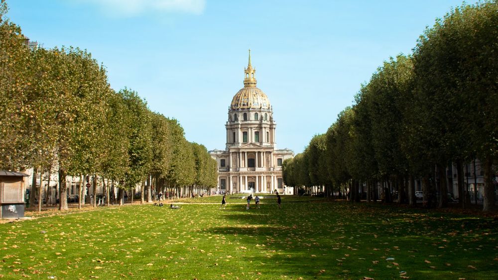 Apéro aux Invalides - July edition