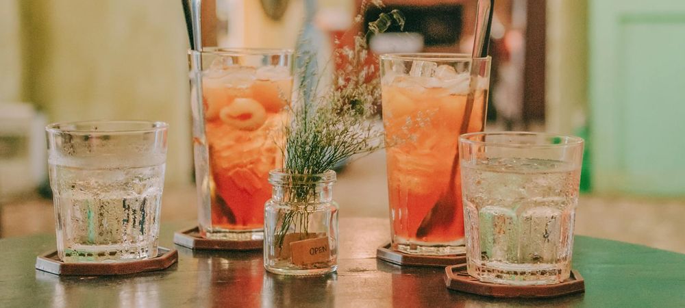 Jeux de société, discussions, cocktails