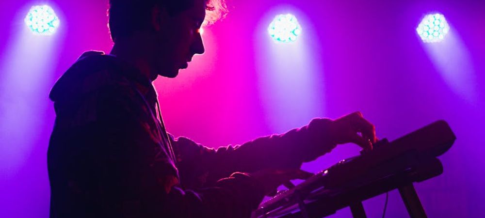 Queer as f*ck #12 • back with a vengeance • DJ Radikal.e