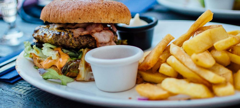 Sortie vixen pour manger et boire un verre ensemble