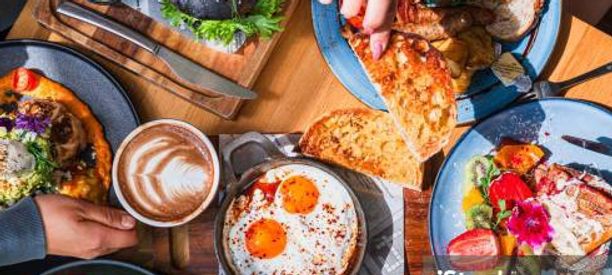 Brunch joyeux entre L ❤️