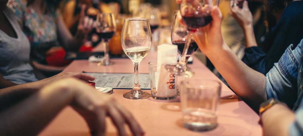 Boire un verre /manger