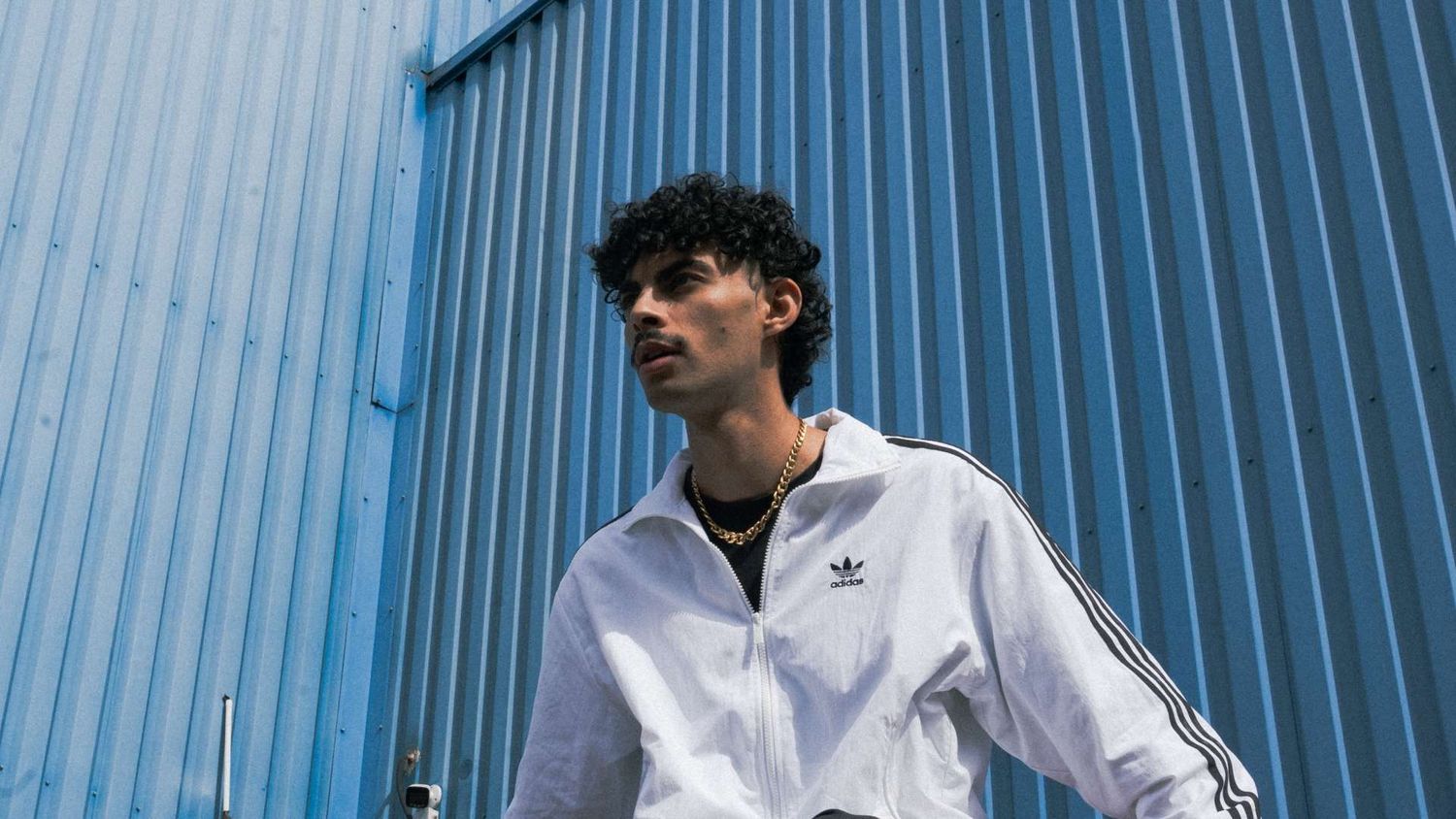 INO CASABLANCA 
+ SURPRISE